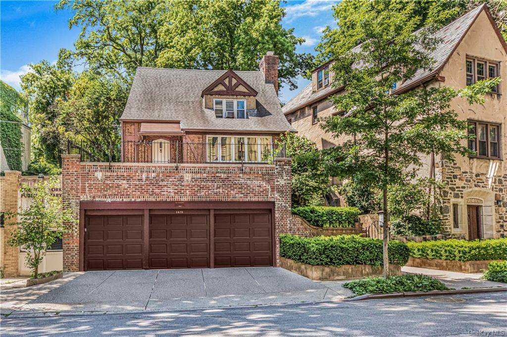 3870 Sedgwick Avenue - Photo 1