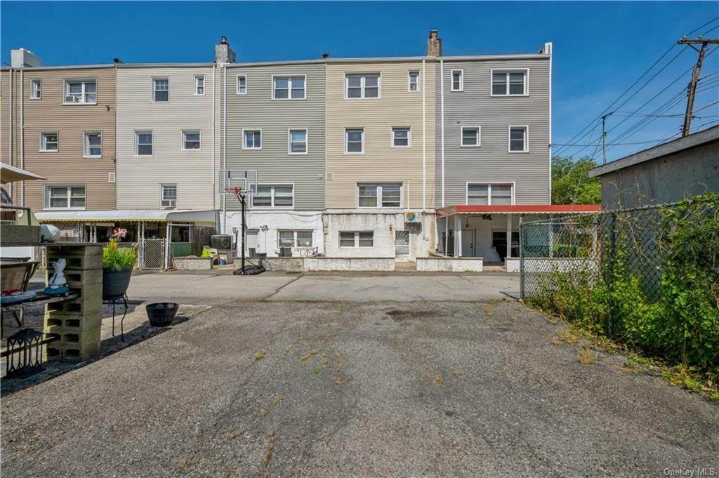 229 Meagher Avenue - Photo 1