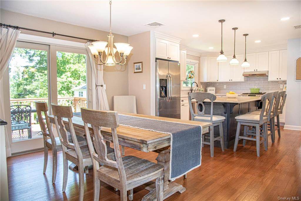 236 Lincoln Street - Photo 1
