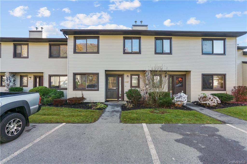253 Heritage Lane - Photo 1