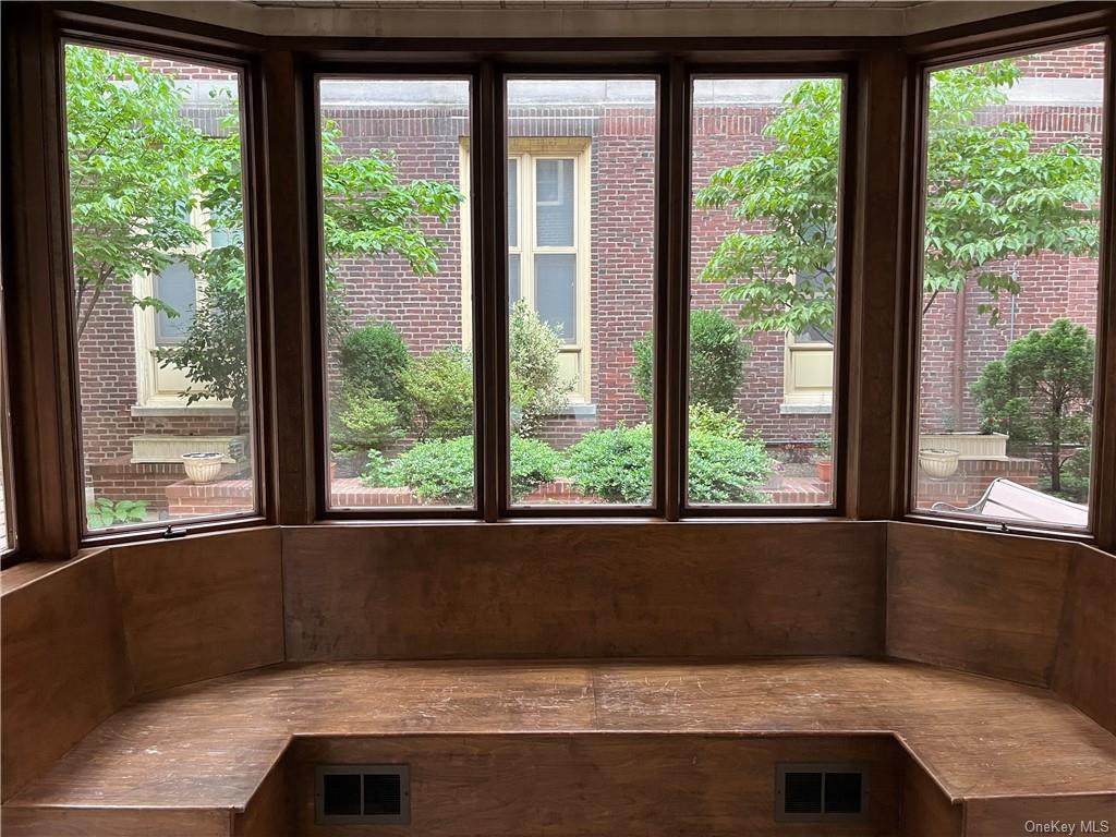 1250 North Avenue - Photo 1