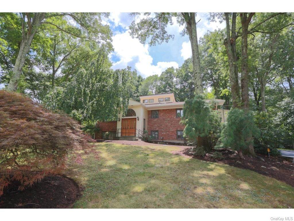 11 Little Brook Lane - Photo 1