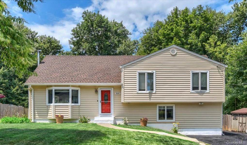 839 Terrace Place - Photo 1