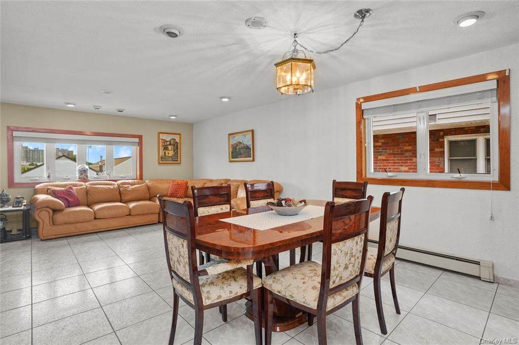 2518 Tiemann Avenue - Photo 1
