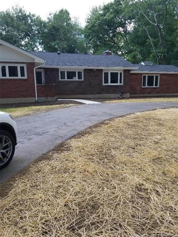 4 Joan Drive - Photo 1