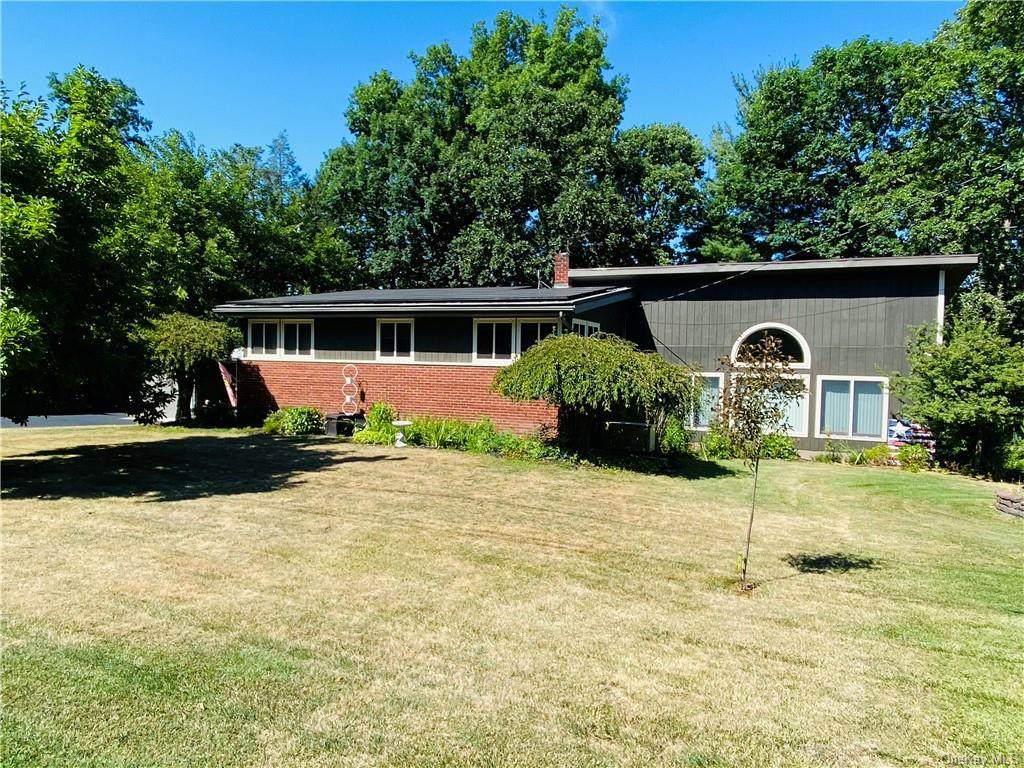 24 Canterbury Avenue - Photo 1