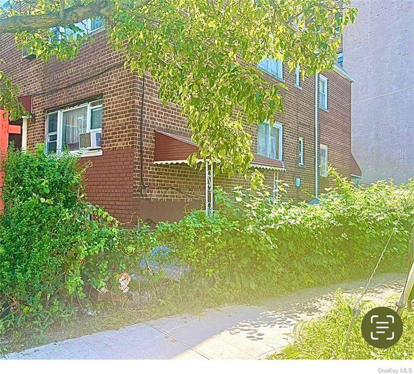 4629 Wilder Avenue - Photo 1