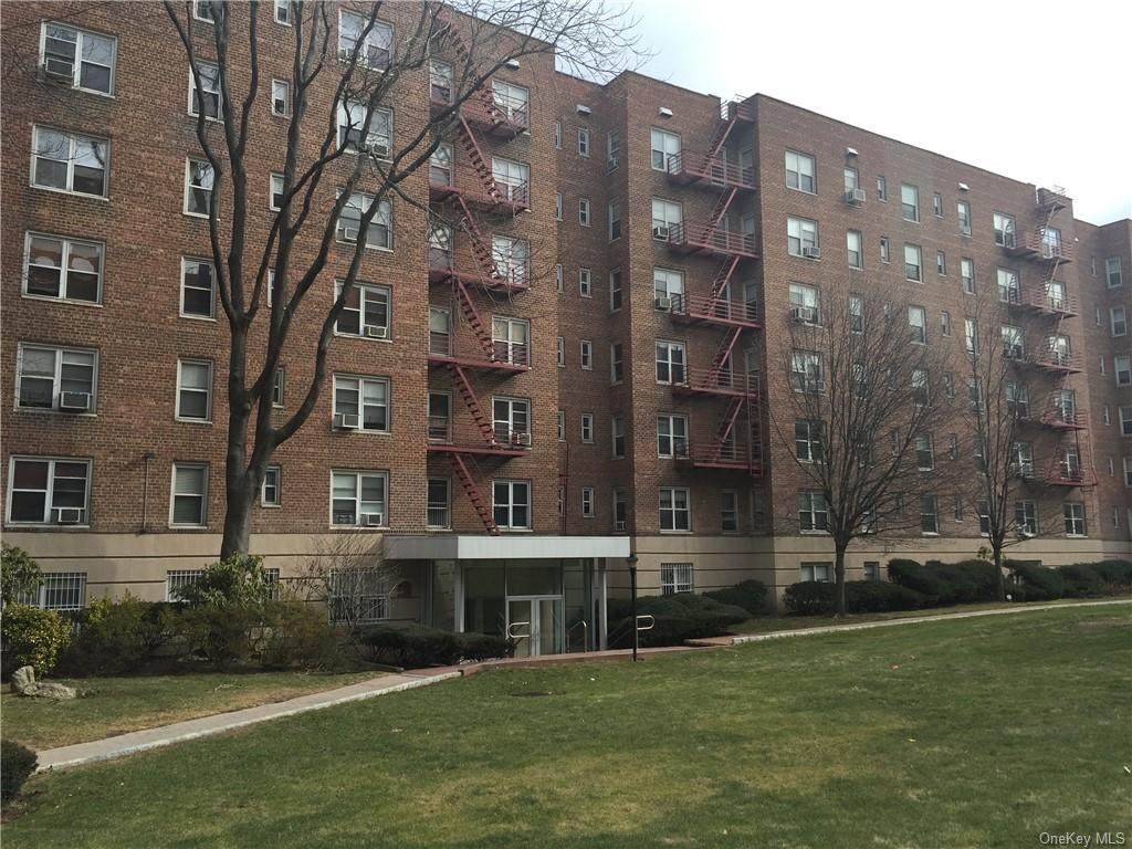 1300 Midland Avenue - Photo 1