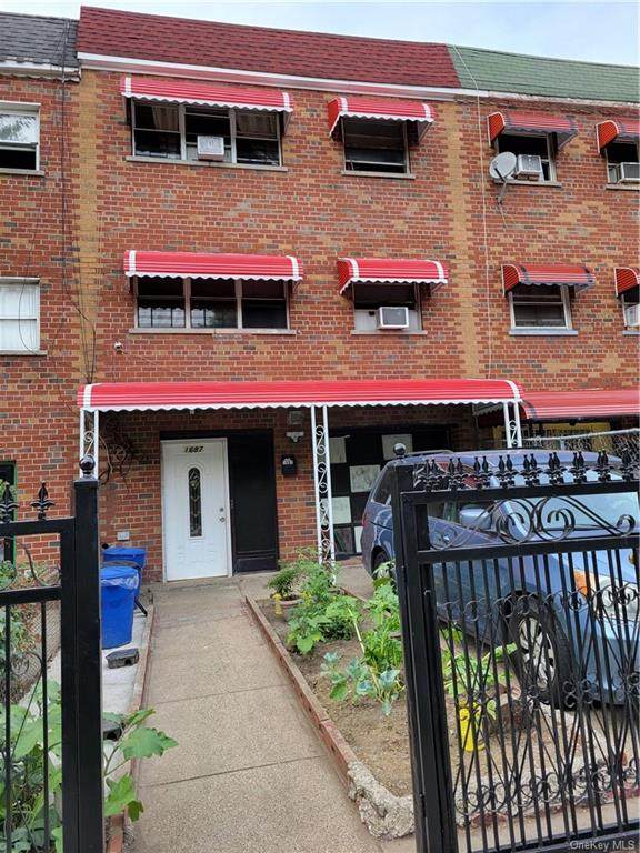 1687 Watson Avenue - Photo 1