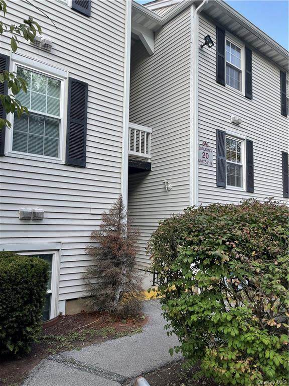 20 Lexington Hill - Photo 1