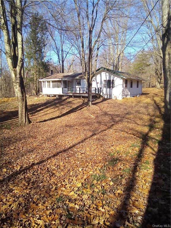 24 Farmingdale Lane - Photo 1