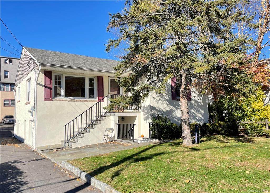 817 Hall Street - Photo 1