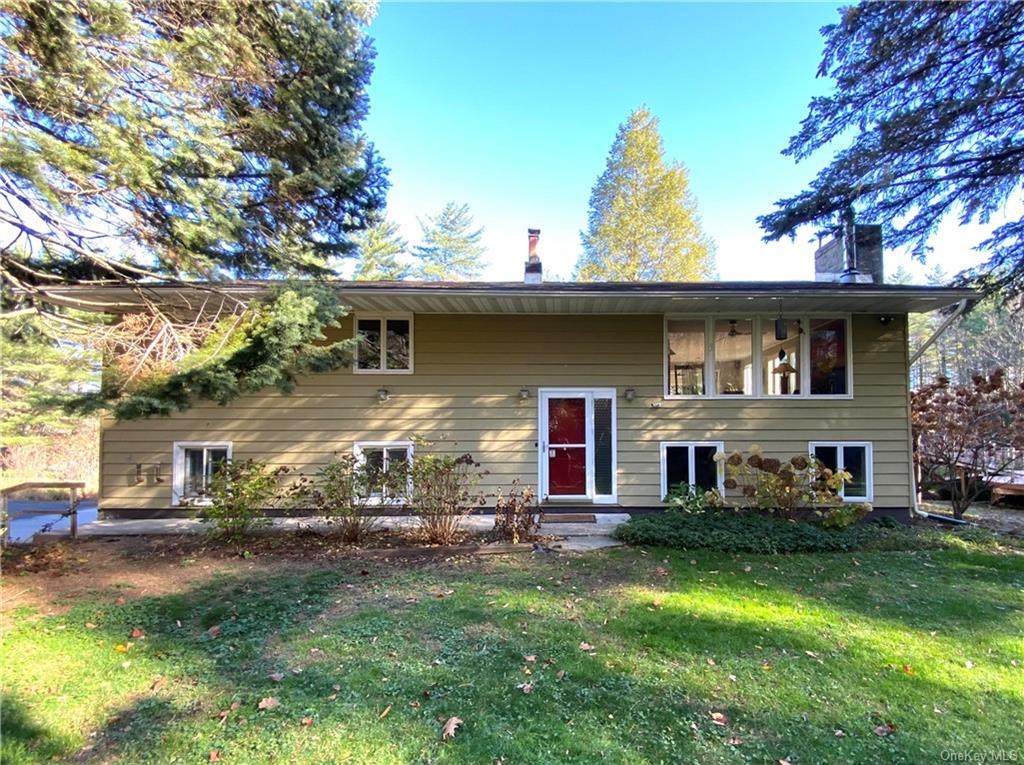 11 Traver Hollow Road - Photo 1