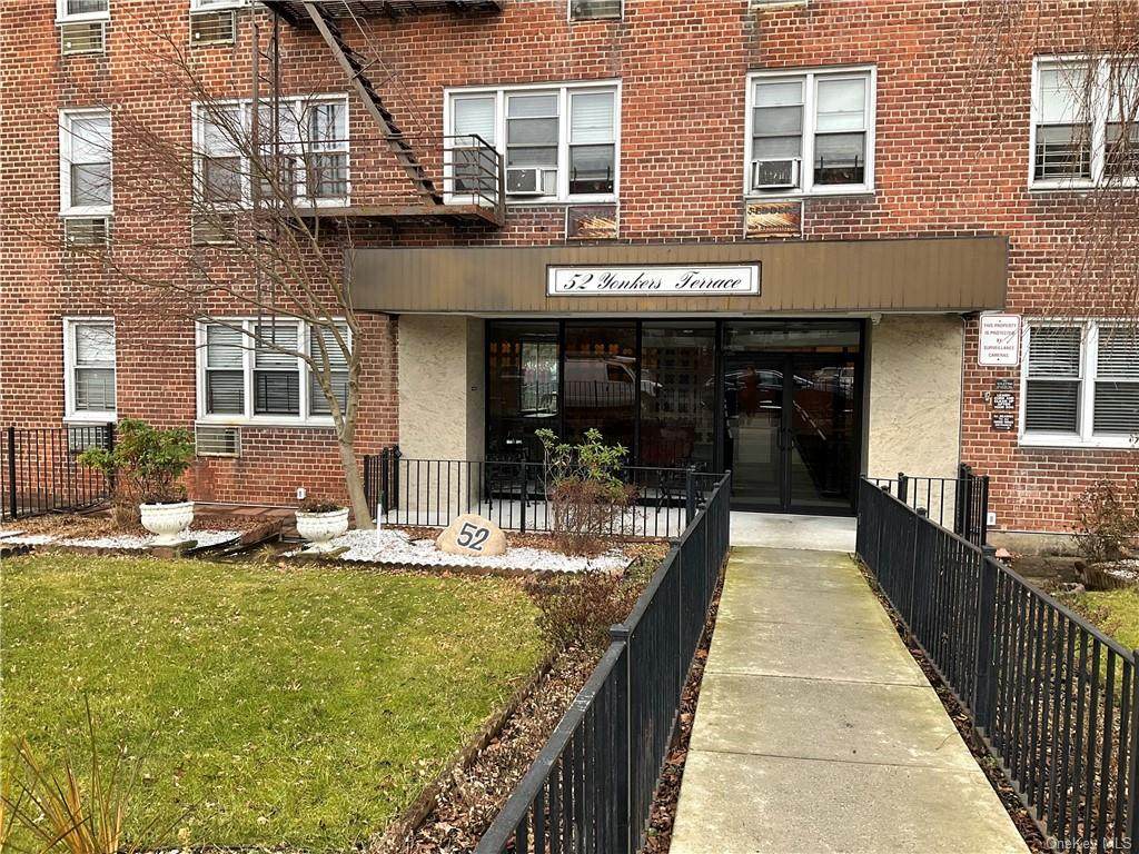 52 Yonkers Terrace - Photo 1