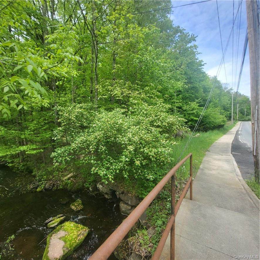*** Mountaindale Road - Photo 1