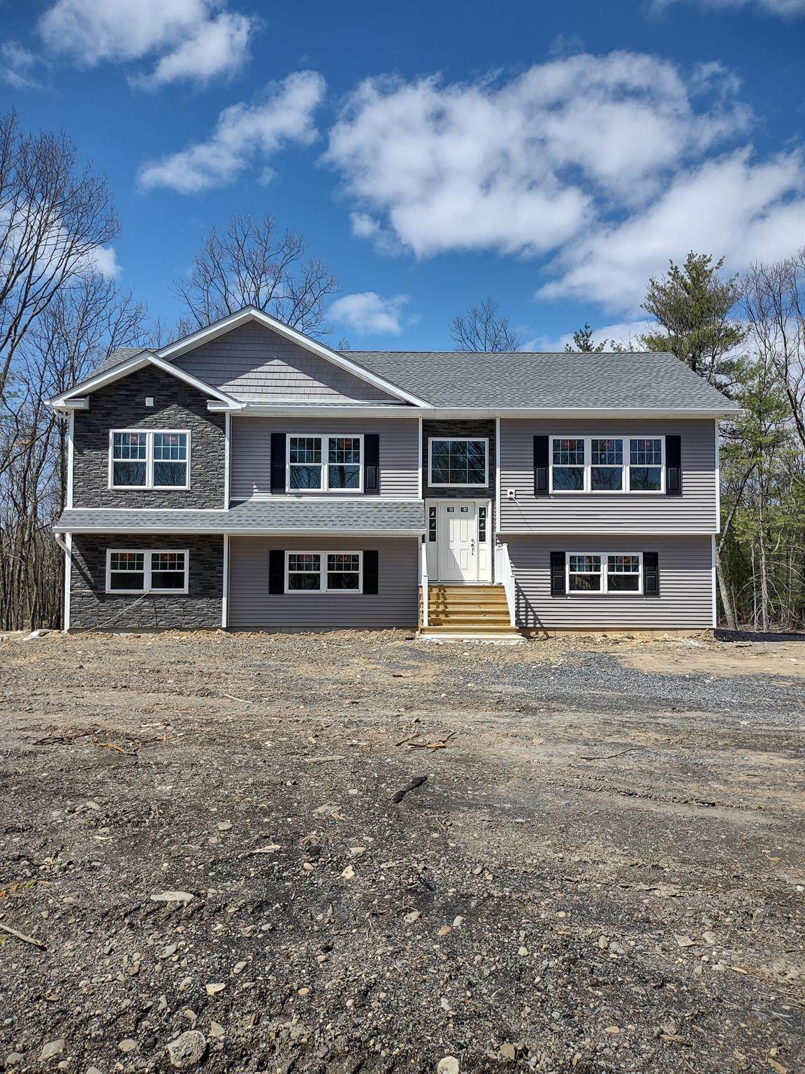 205 Ruby Road - Photo 1