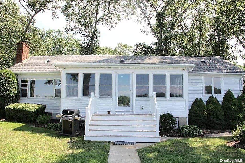 1100 Pine Avenue - Photo 1
