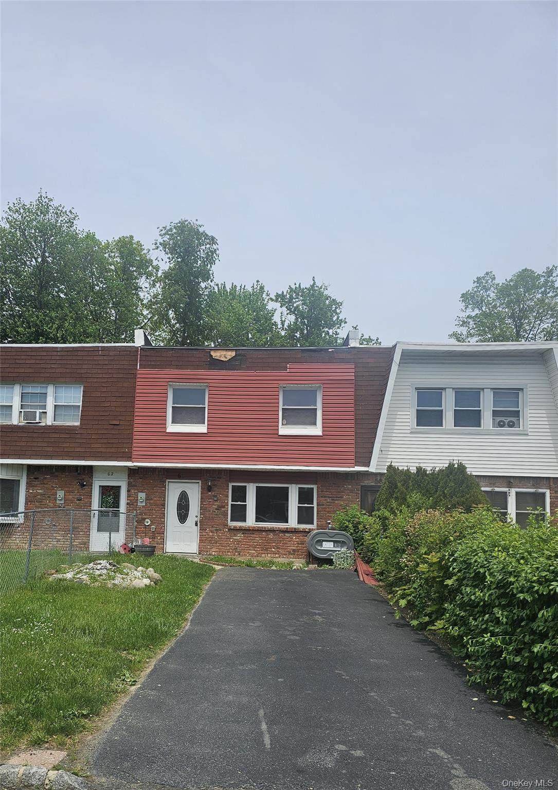 60 Sarah Lane - Photo 1