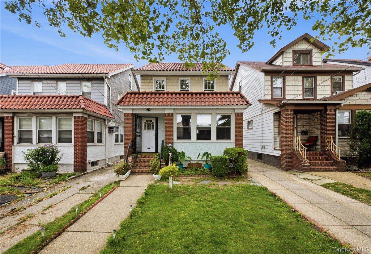 80-25 Woodhaven Boulevard - Photo 1