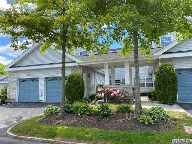 502 Oak Bluff Court - Photo 1