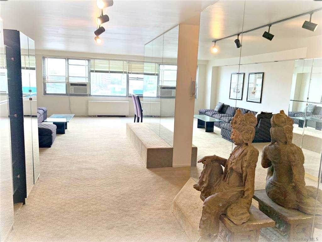 61-20 Grand Central Parkway - Photo 1
