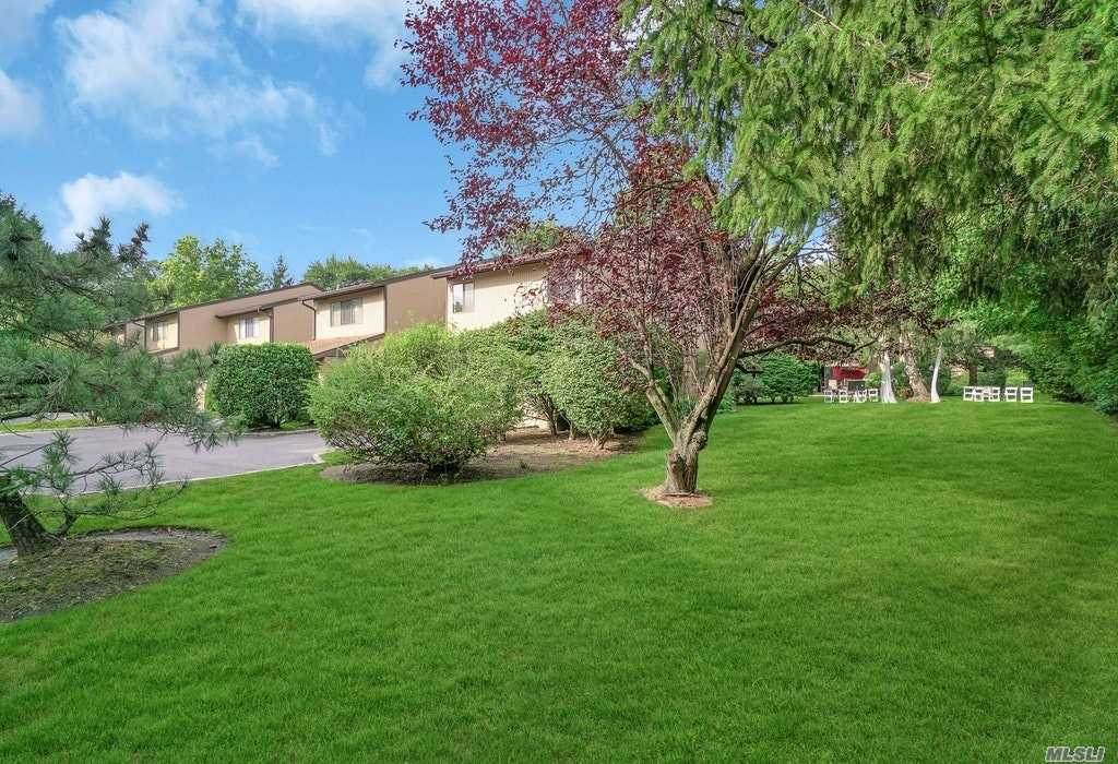 49 Wimbledon Drive - Photo 1