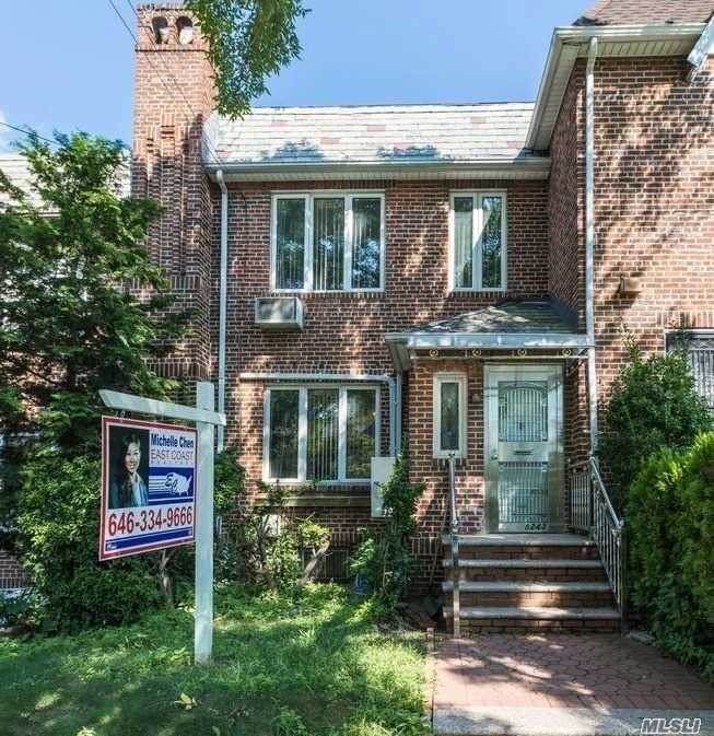 8243 167 Street - Photo 1