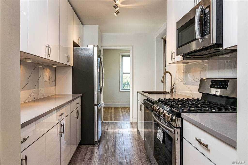 18-70 211 Street - Photo 1