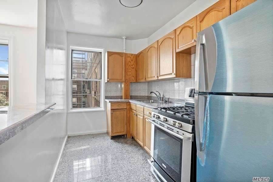 30-51 Hobart Street - Photo 1