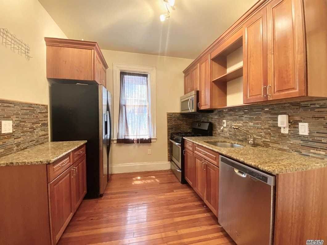 19-54 Hazen Street - Photo 1