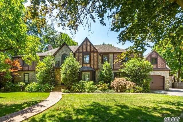 18 Robin Way - Photo 1