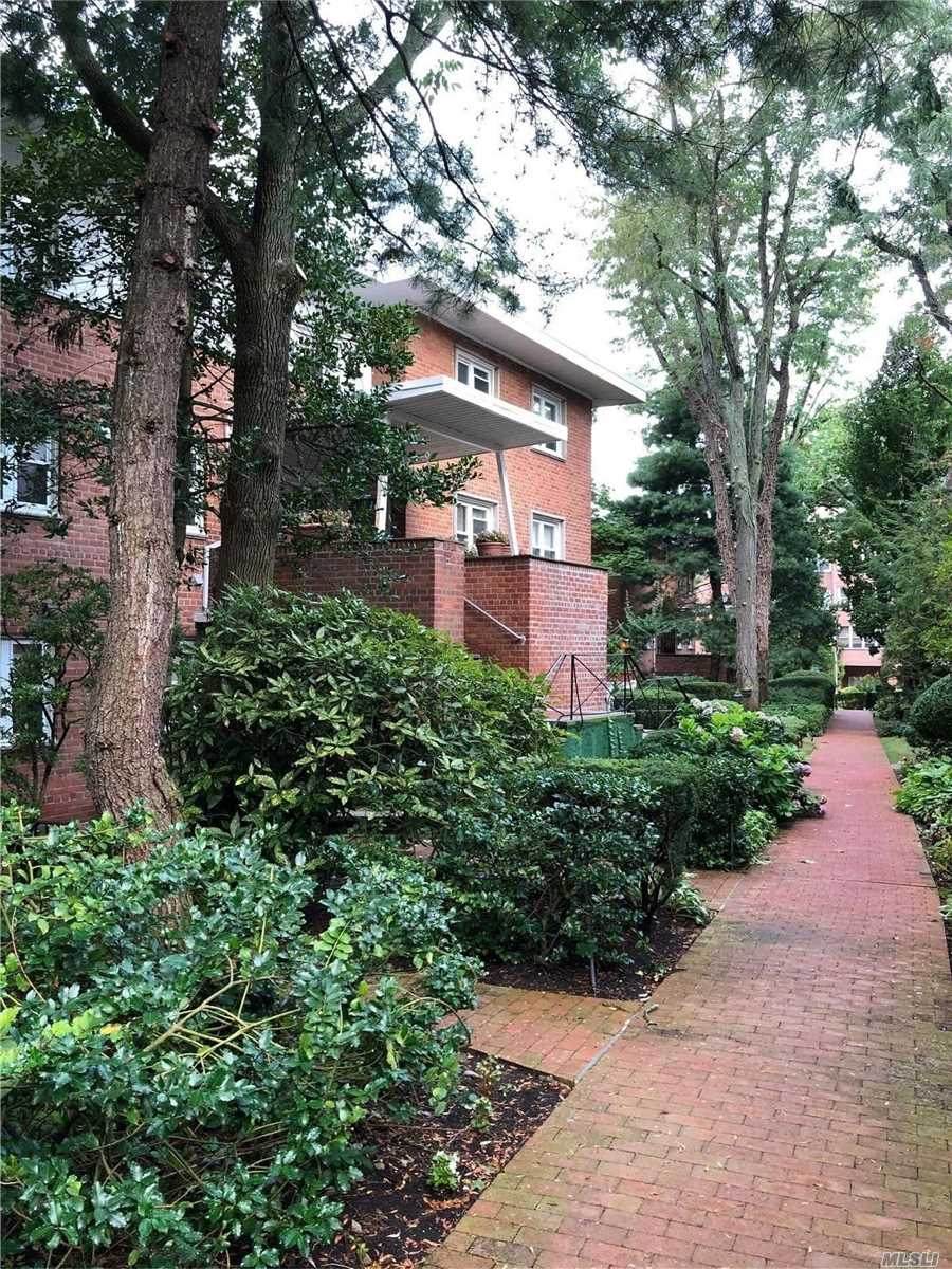 200 S Middle Neck Road - Photo 1