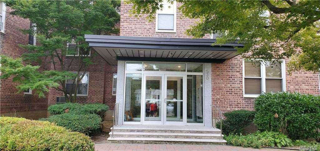 530 Dubois Avenue - Photo 1