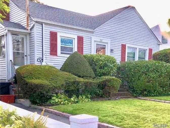 997 Adams Avenue - Photo 1