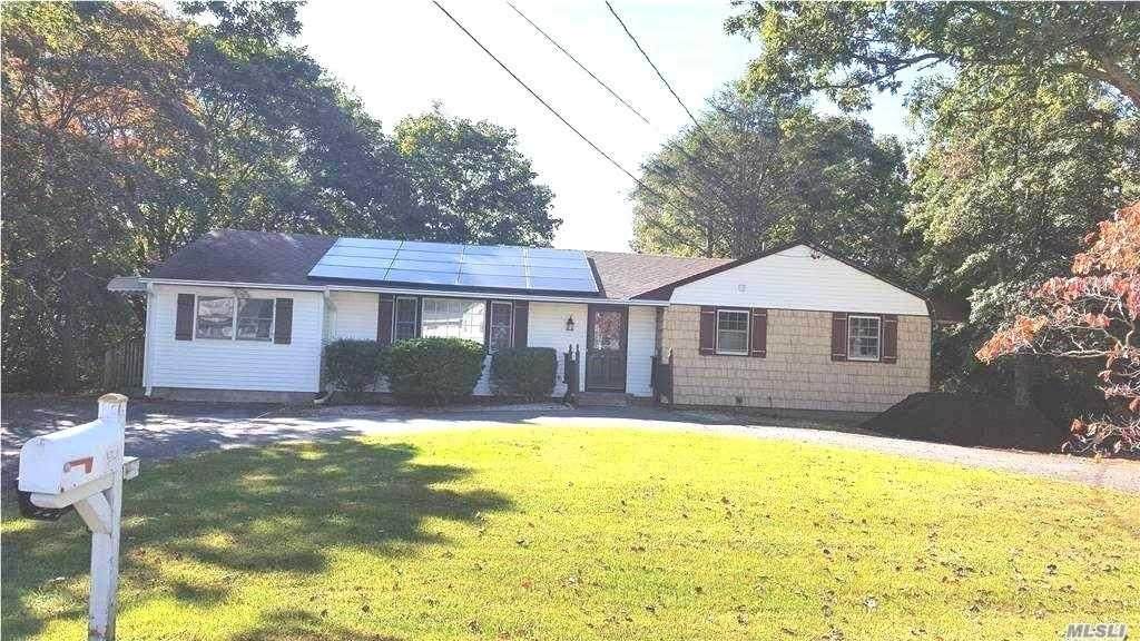 1486 Pine Avenue - Photo 1
