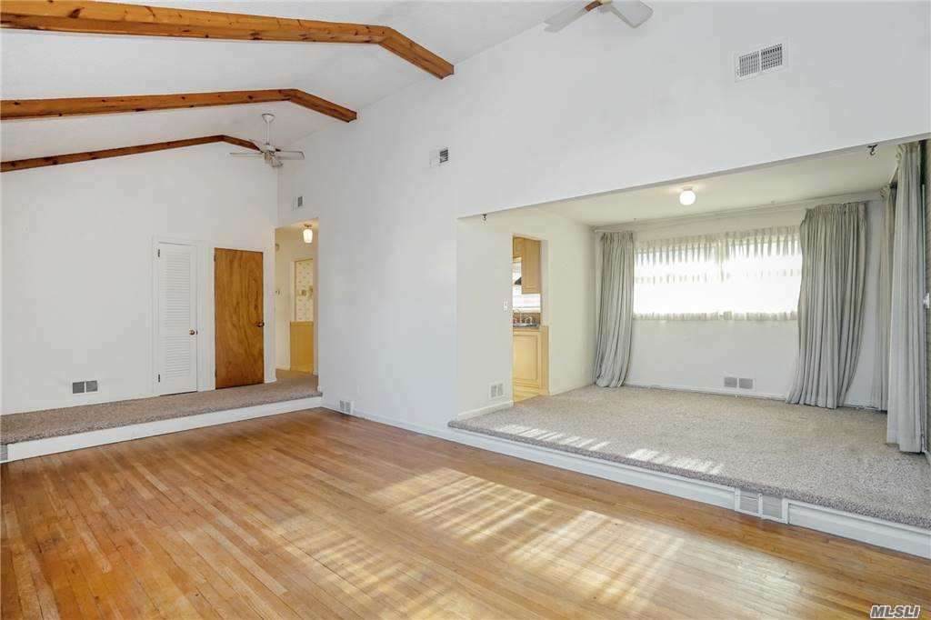 20 6th Street - Photo 1
