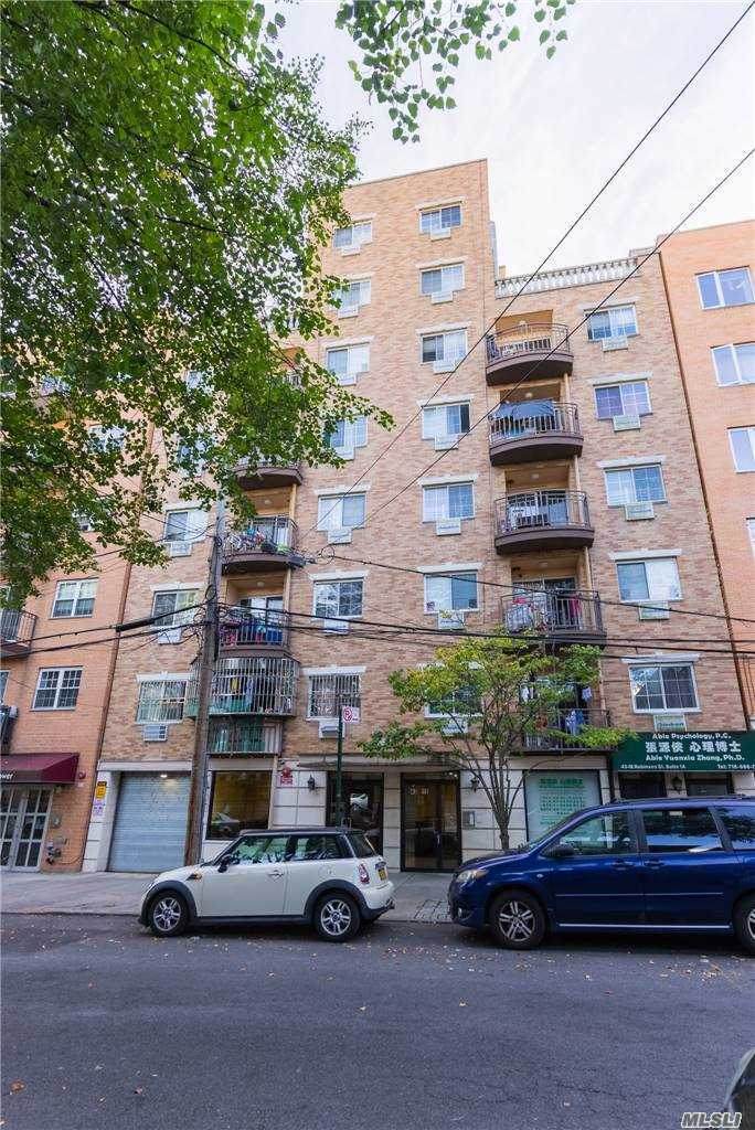 43-18 Robinson Street - Photo 1