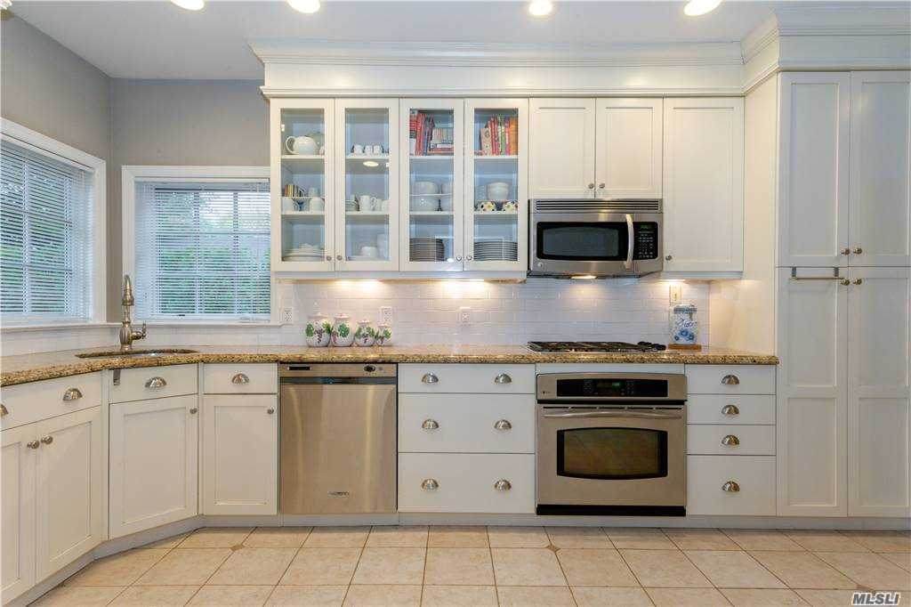 51 Mulberry Avenue - Photo 1
