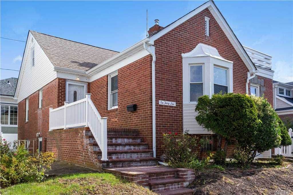 134 Pacific Blvd - Photo 1