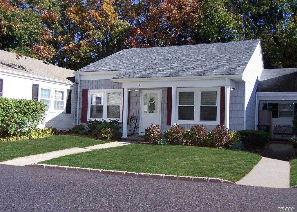 5 Freedom Lane - Photo 1