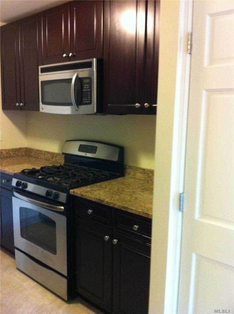 141-16 84 Drive - Photo 1