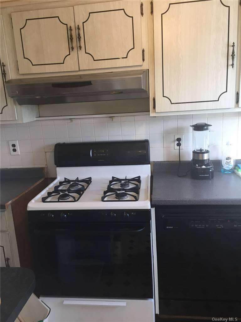 225-04 Stronghurst Avenue - Photo 1