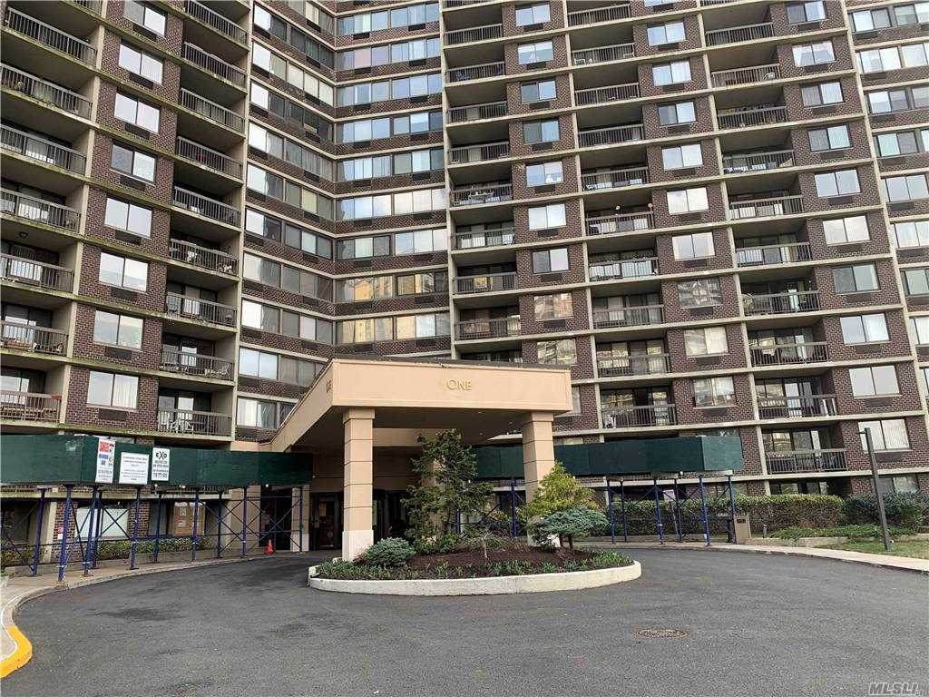 1 Bay Club Drive - Photo 1
