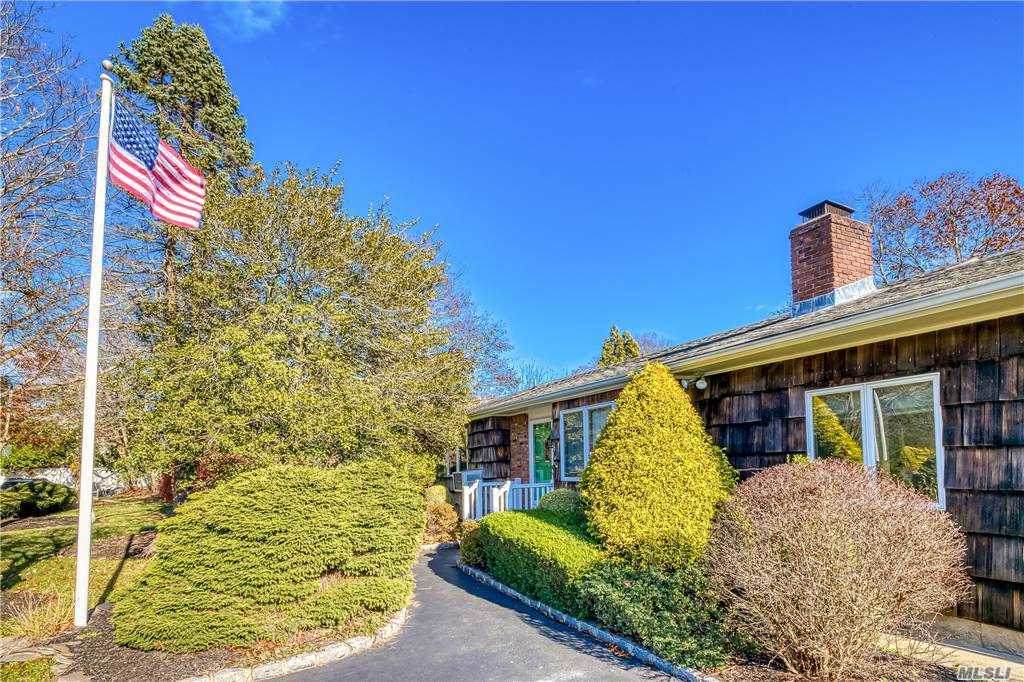 27 Woodbine Lane - Photo 1