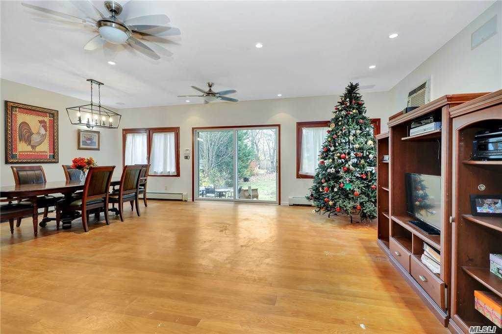 77 Floyd Place - Photo 1