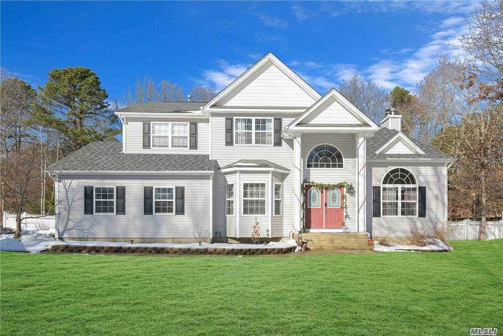 606 Wading River Road - Photo 1
