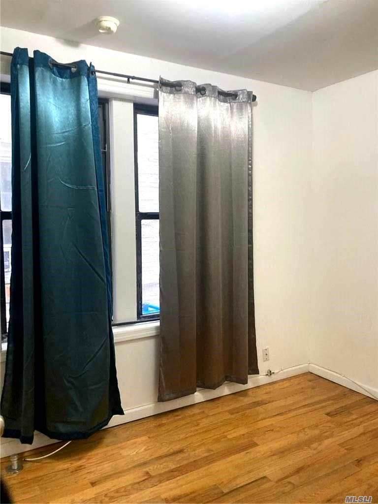21-31 27th St - Photo 1