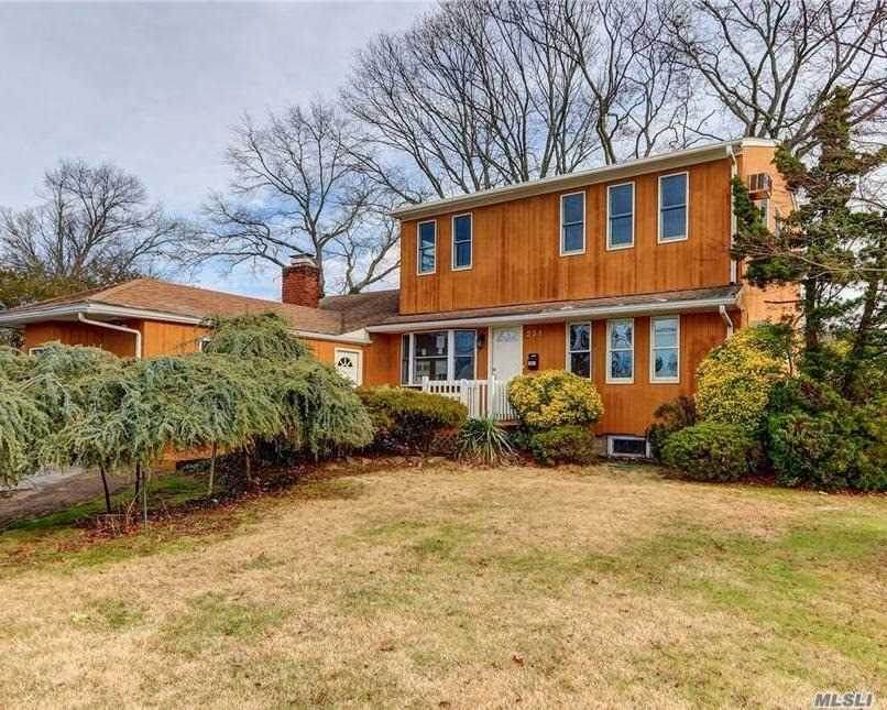 251 Broadway - Photo 1