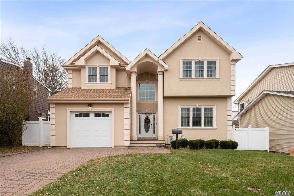 82 Willets Drive - Photo 1