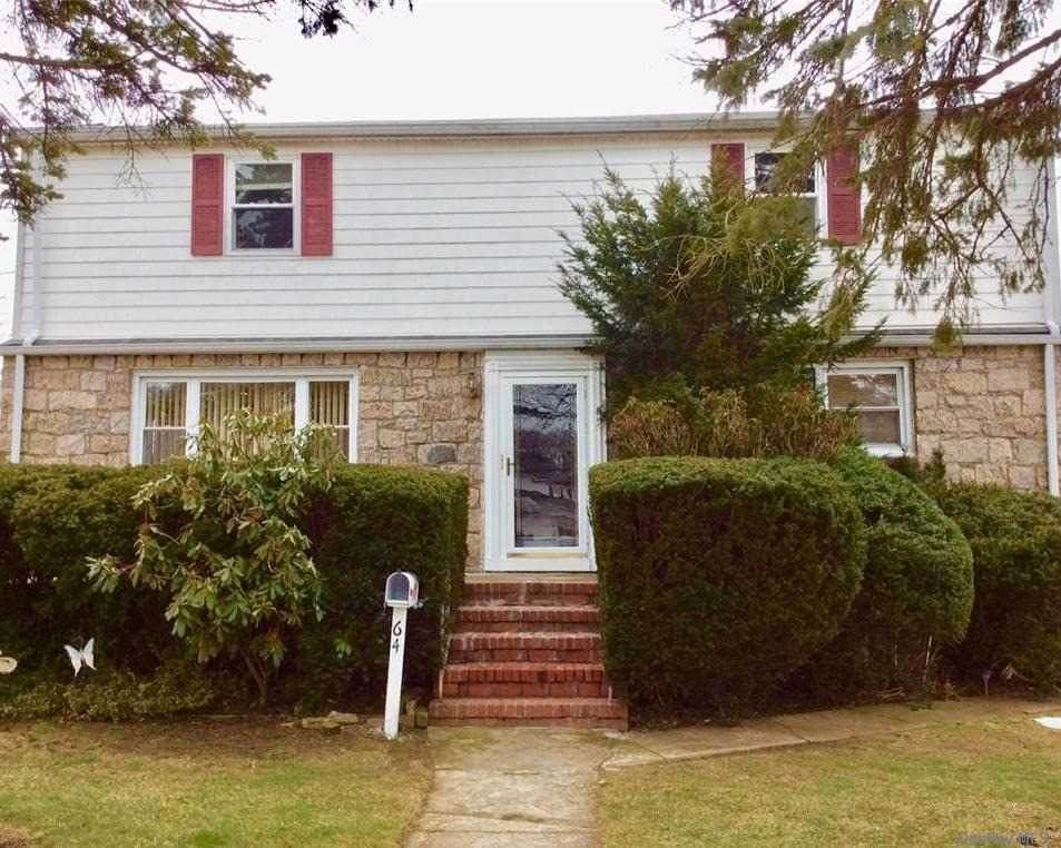 64 Conklin Street - Photo 1